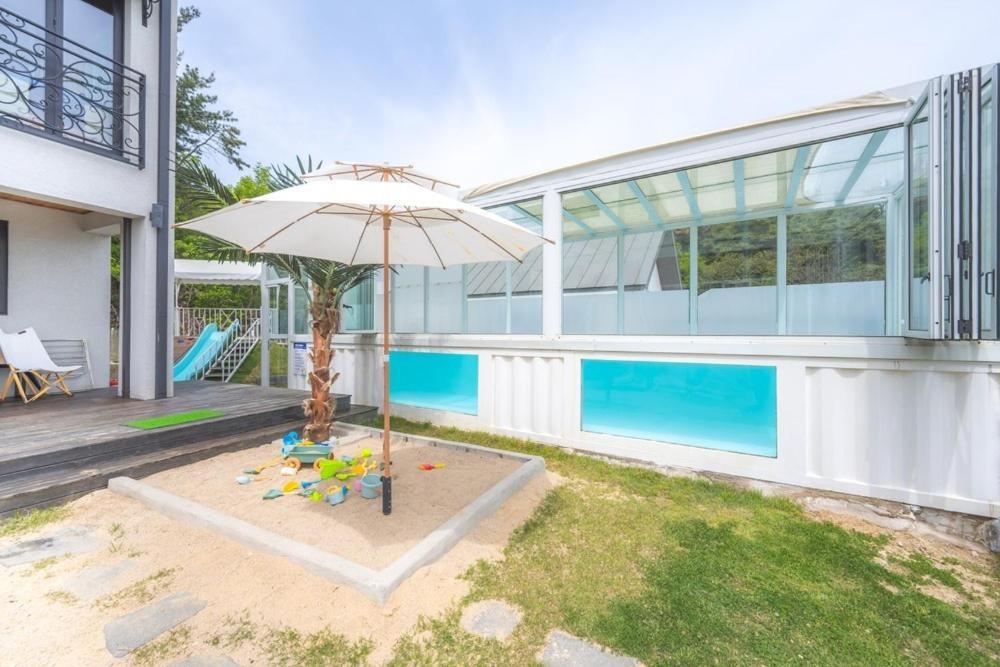 Kyoengju Jng Poolvilla Gyeongju Exterior photo