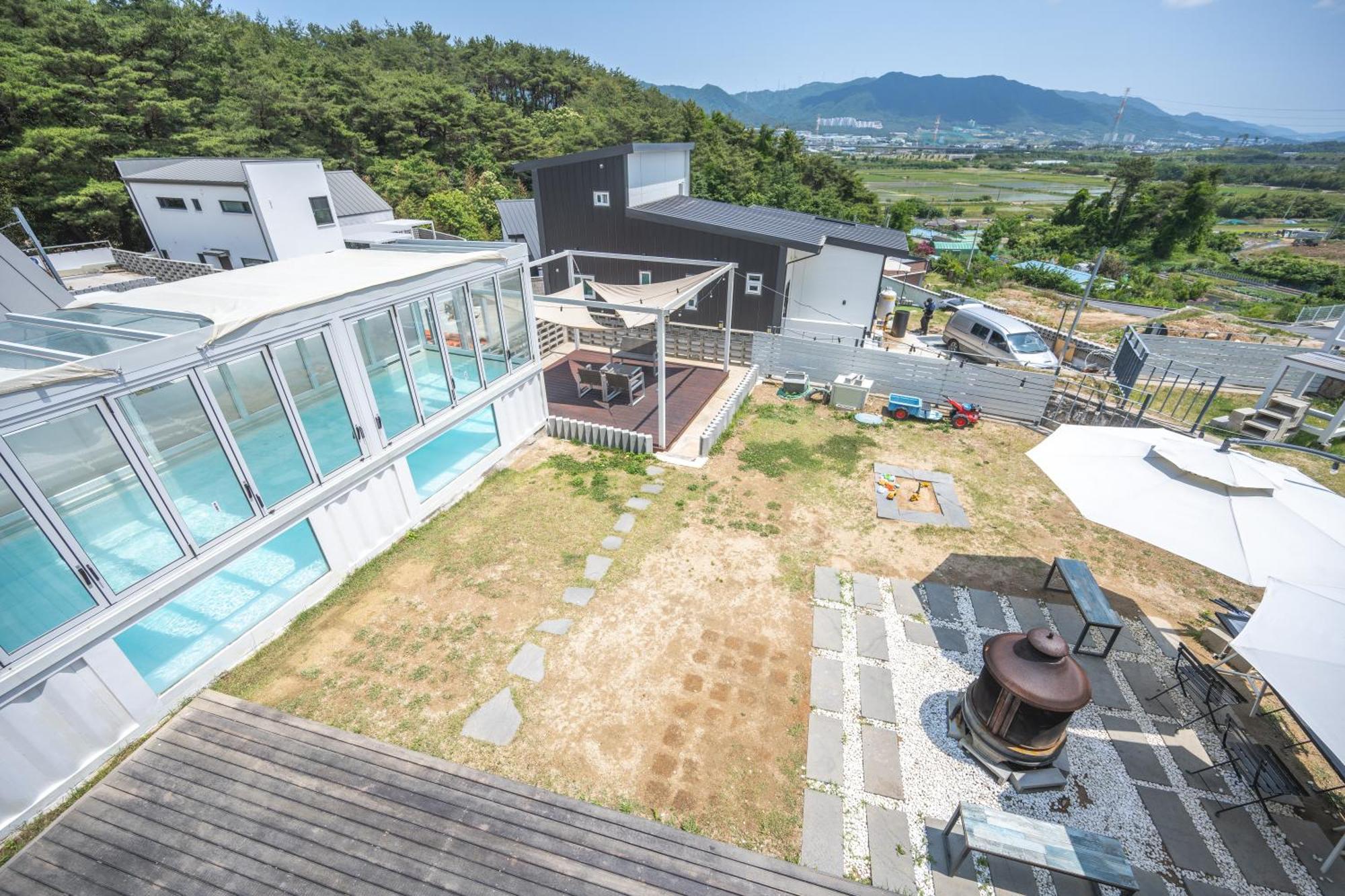 Kyoengju Jng Poolvilla Gyeongju Exterior photo